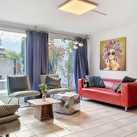 Casa vacanze La Maison Des Palmiers By Interhome